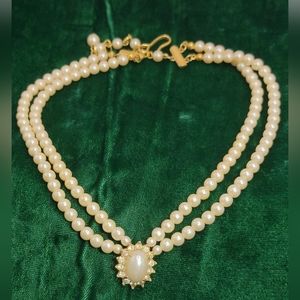 VINTAGE FAUX PEARL TWO STRAND AVON NECKLACE (016NECK)